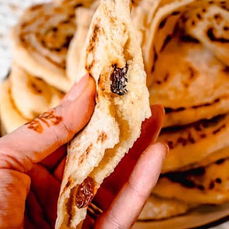 Peshwari naan