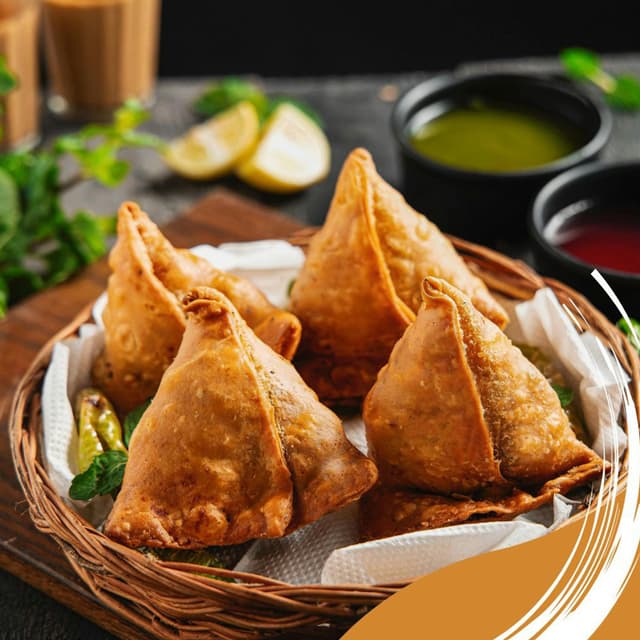 VEGETABLE SAMOSA